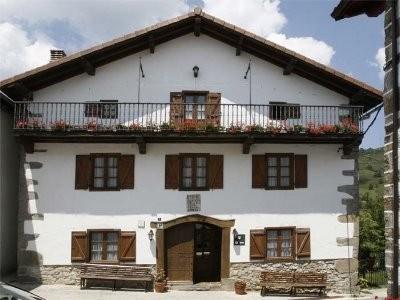 La Posada Nueva Viscarret-Guerendiain Exterior photo